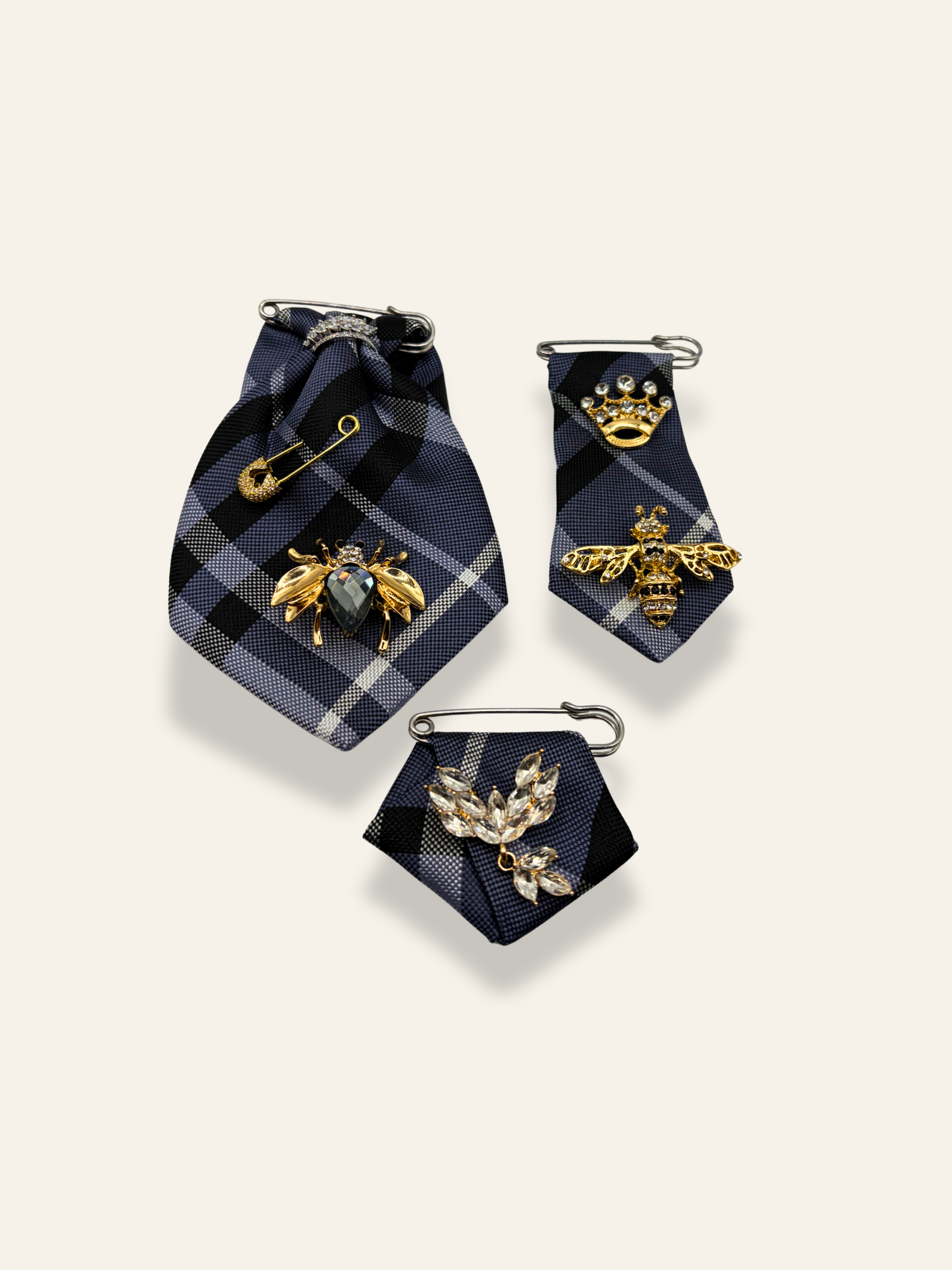 Grey Check Brooch Trilogie