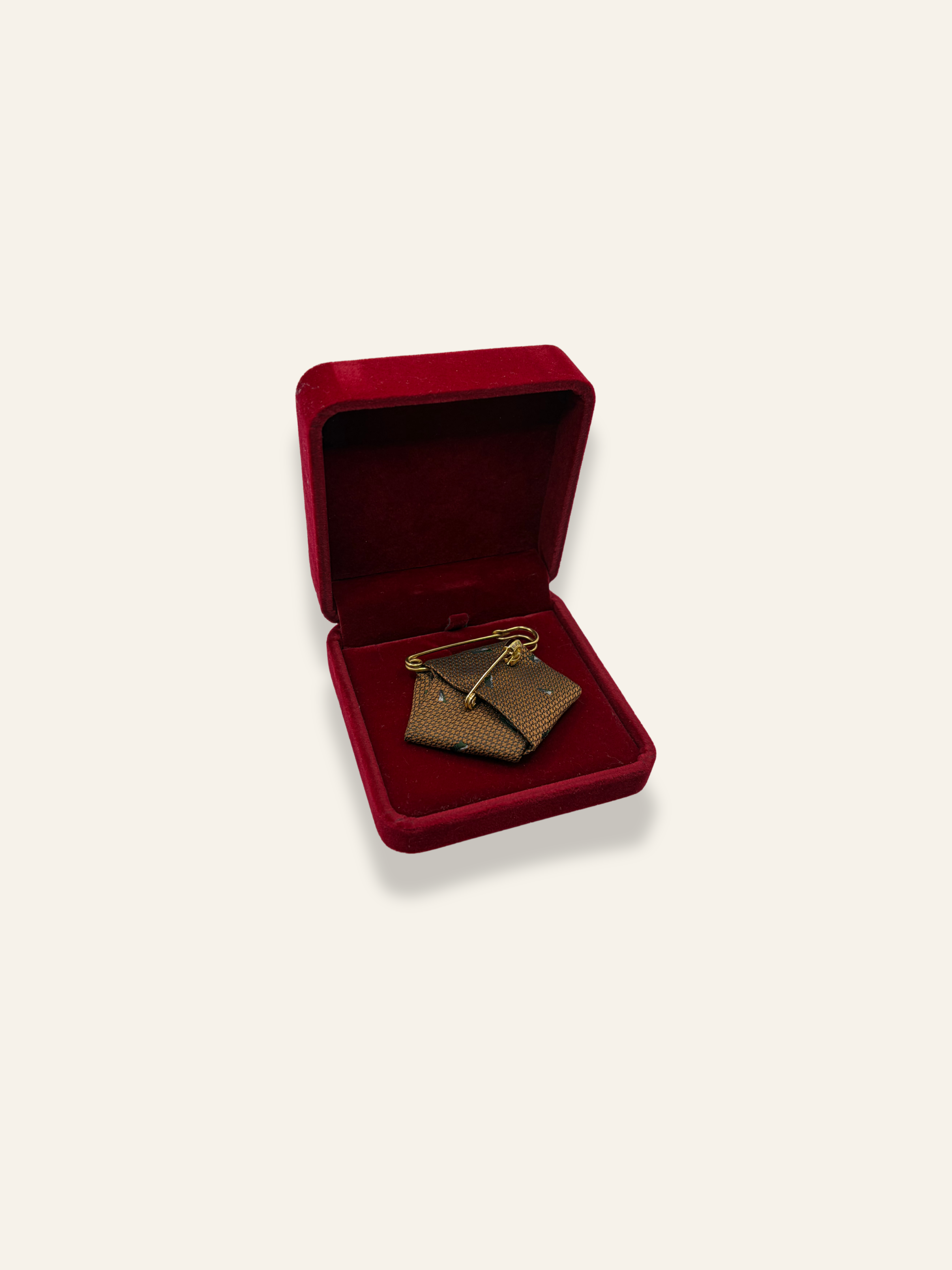 La Petite Copper Brooch