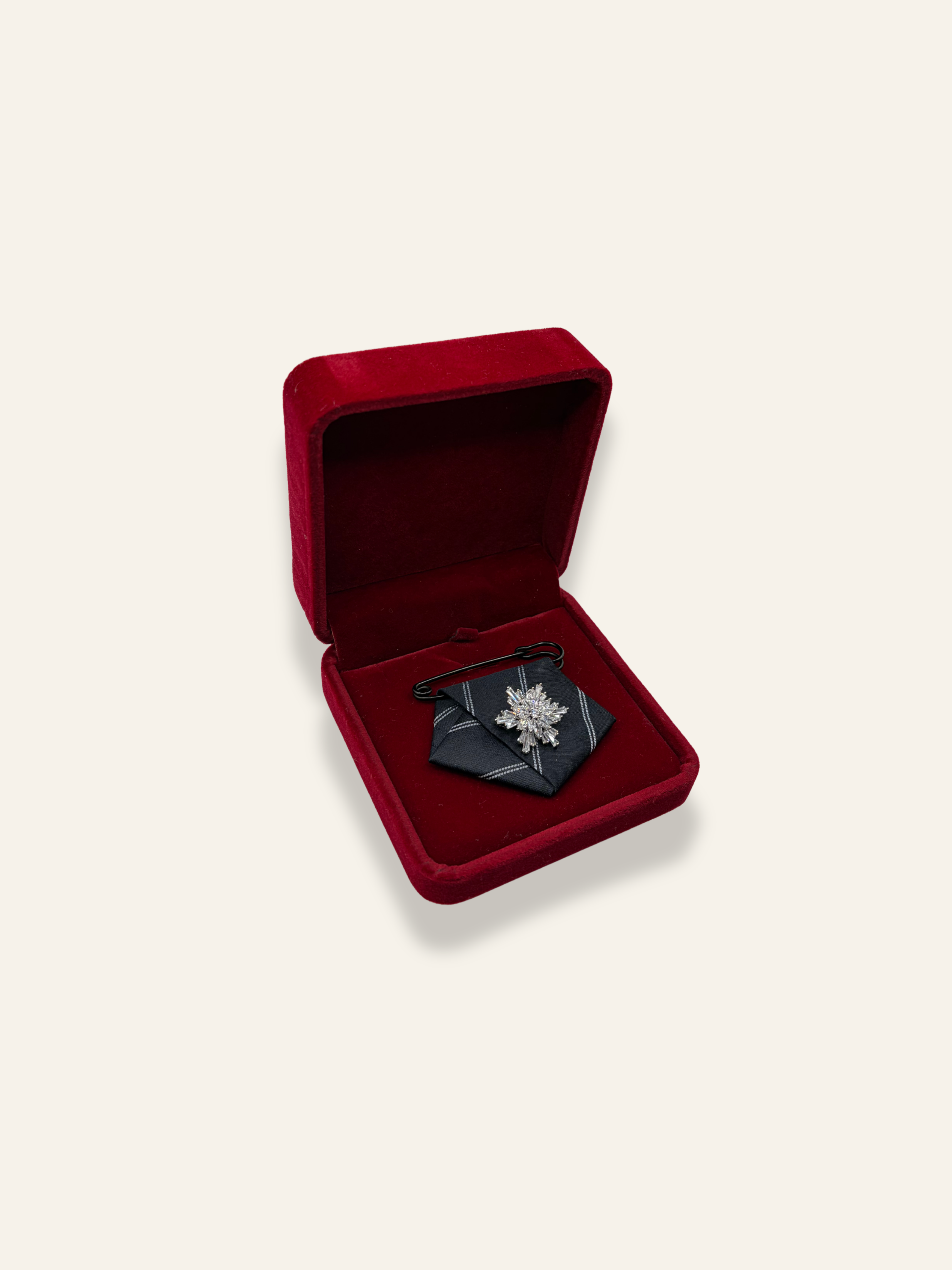 La Petite Black Brooch