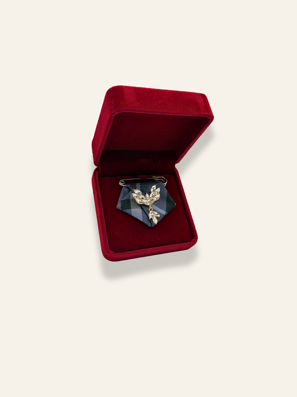 Grey Check Brooch Trilogie