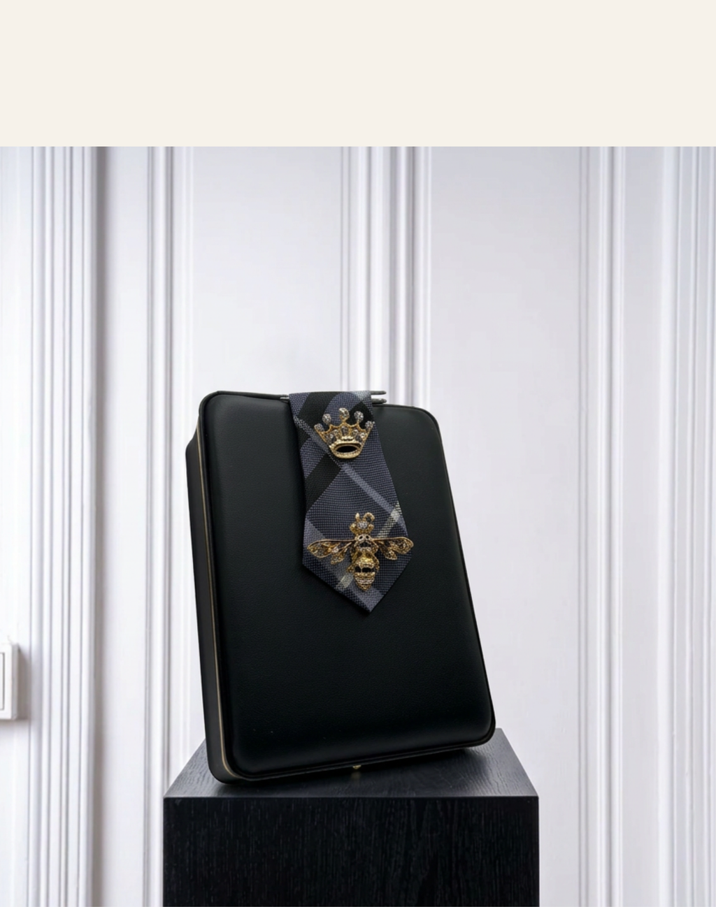 La Moyenne Grey Check Brooch